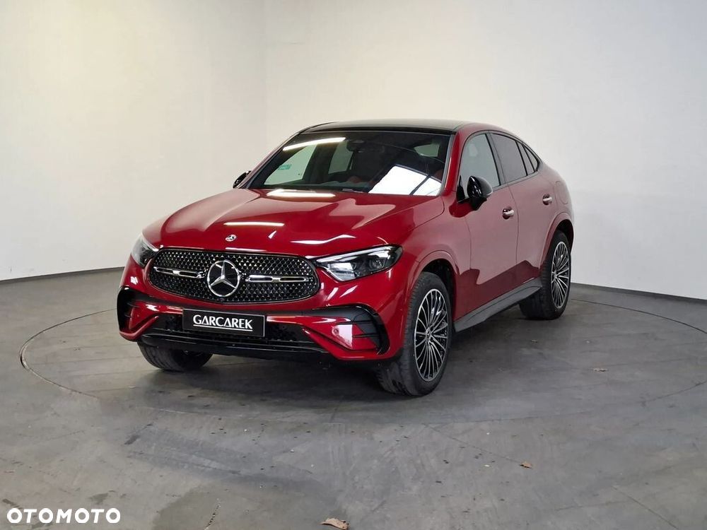 Mercedes-Benz GLC 300 e 4-Matic AMG Line - 2