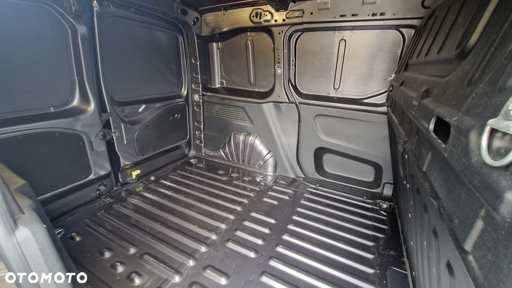 Peugeot partner - 12