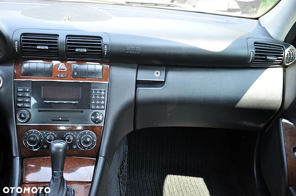 Mercedes-Benz Klasa C 200 Kompressor Automatik Elegance - 22