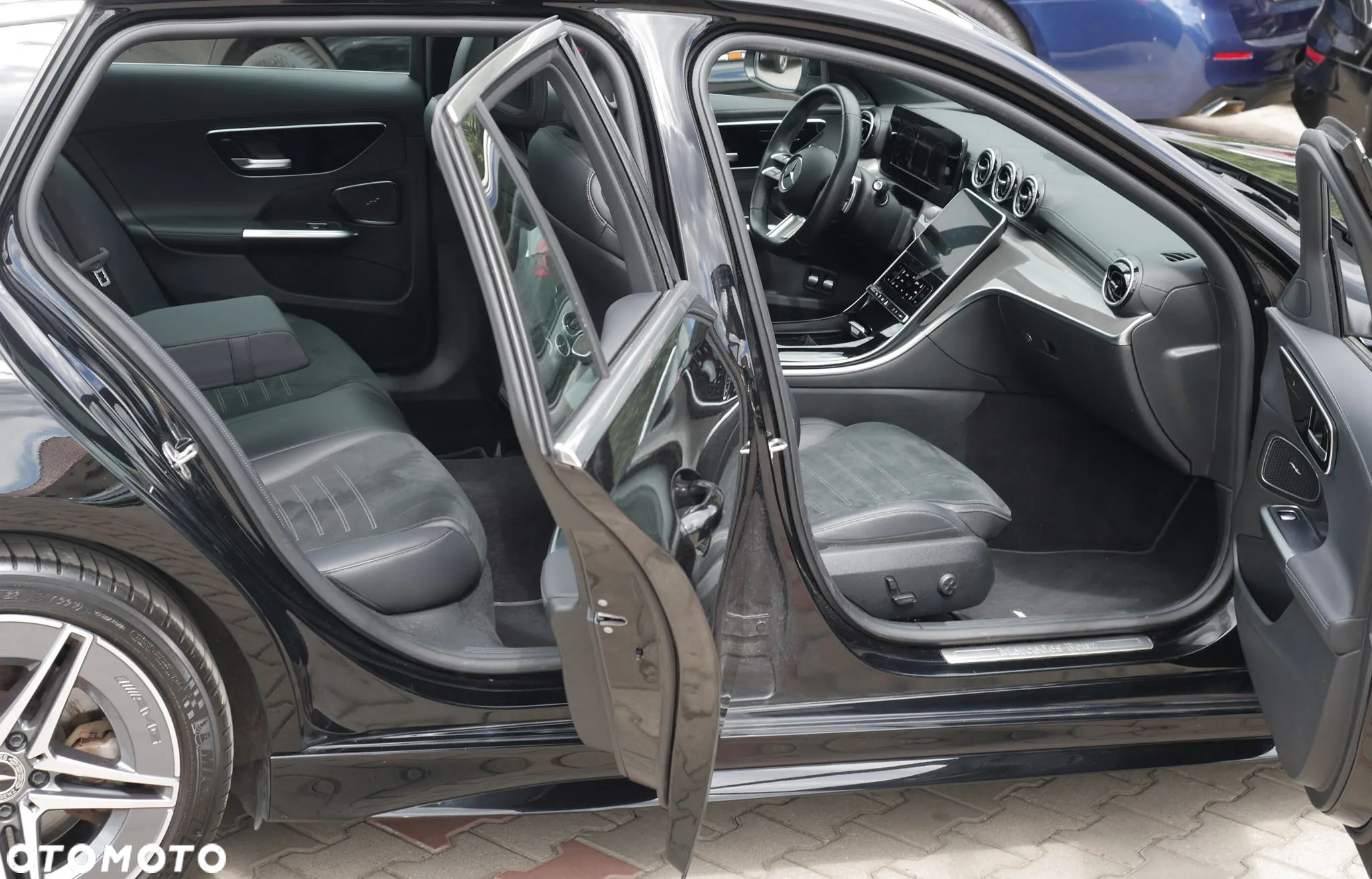 Mercedes-Benz Klasa C 300 e PHEV AMG - 21