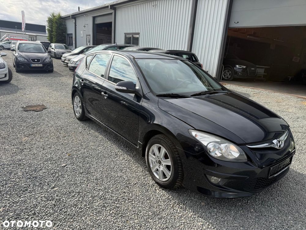 Hyundai I30 2011 photo 2