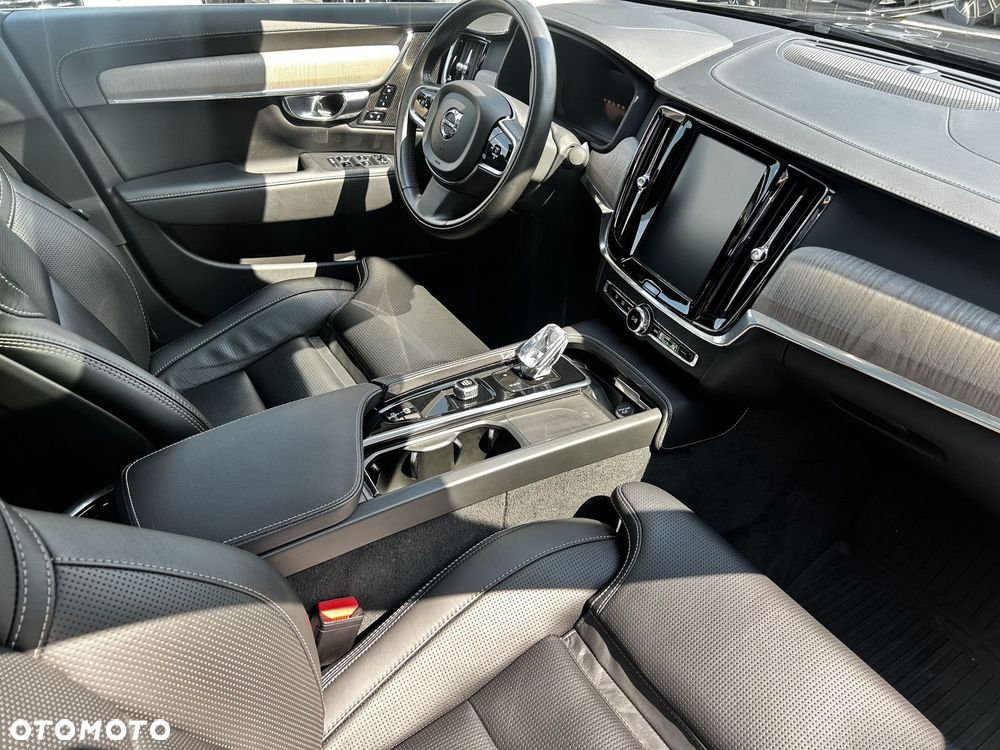 Volvo S90 - 11