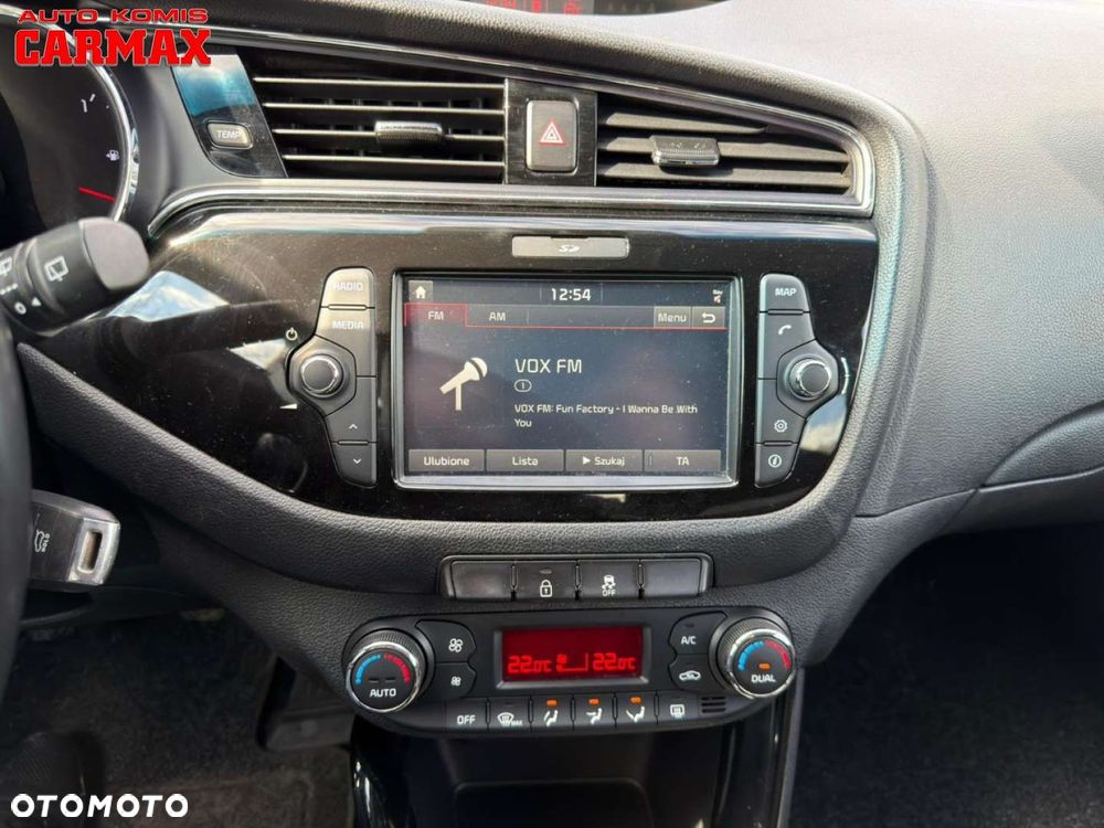 Kia Ceed - 27