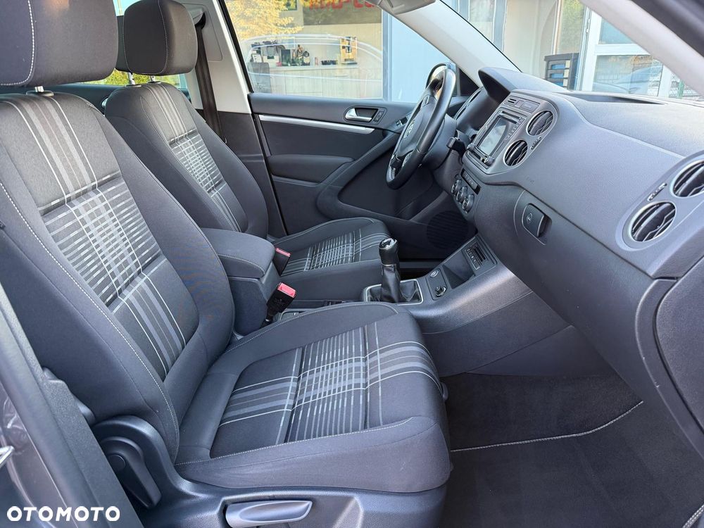 Volkswagen Tiguan 2.0 TDI DPF BlueMotion Technology Cup Sport & Style - 17