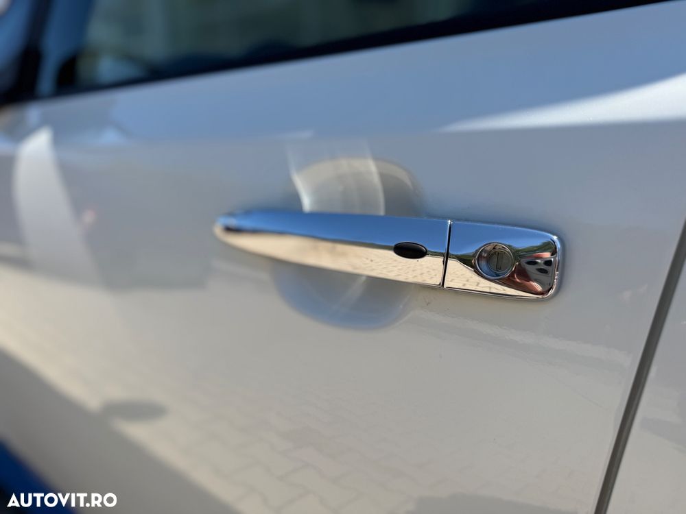 Nissan LEAF - 25