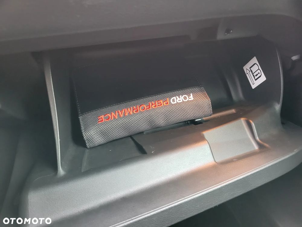 Ford Focus 2.0 EcoBoost ST-2 - 19