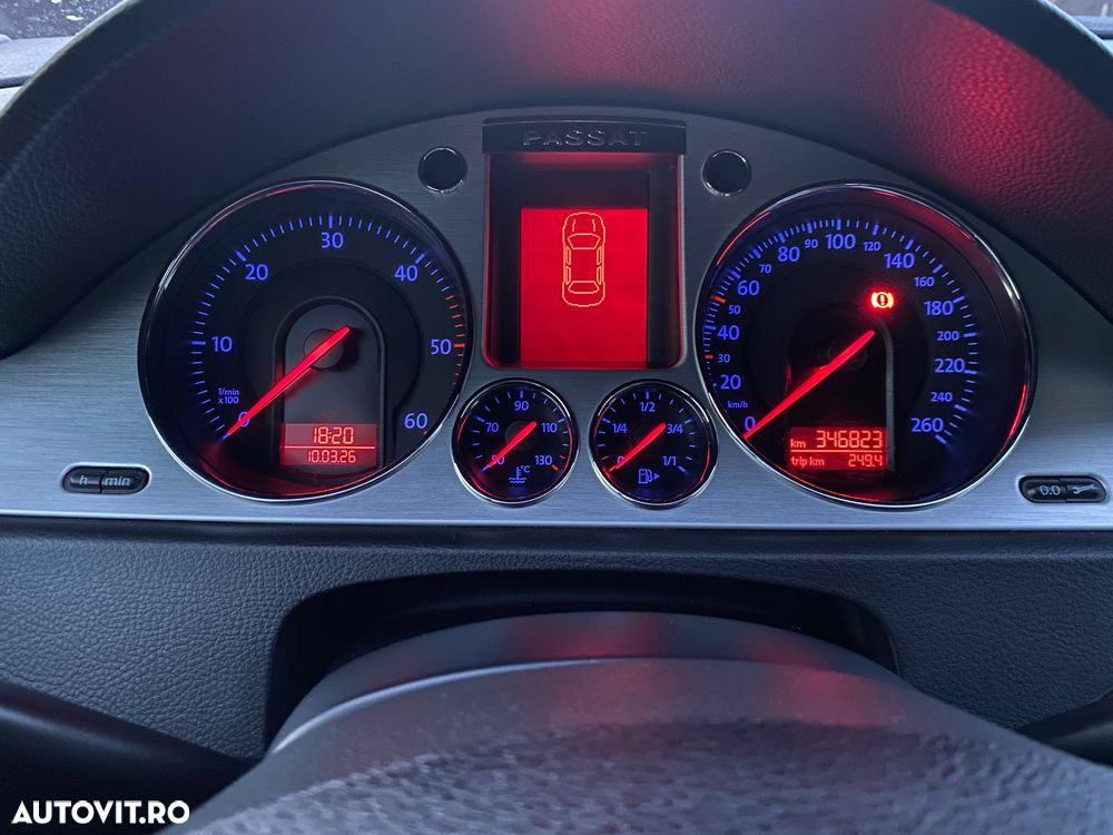 Volkswagen Passat 2.0 TDI DPF DSG Highline - 3