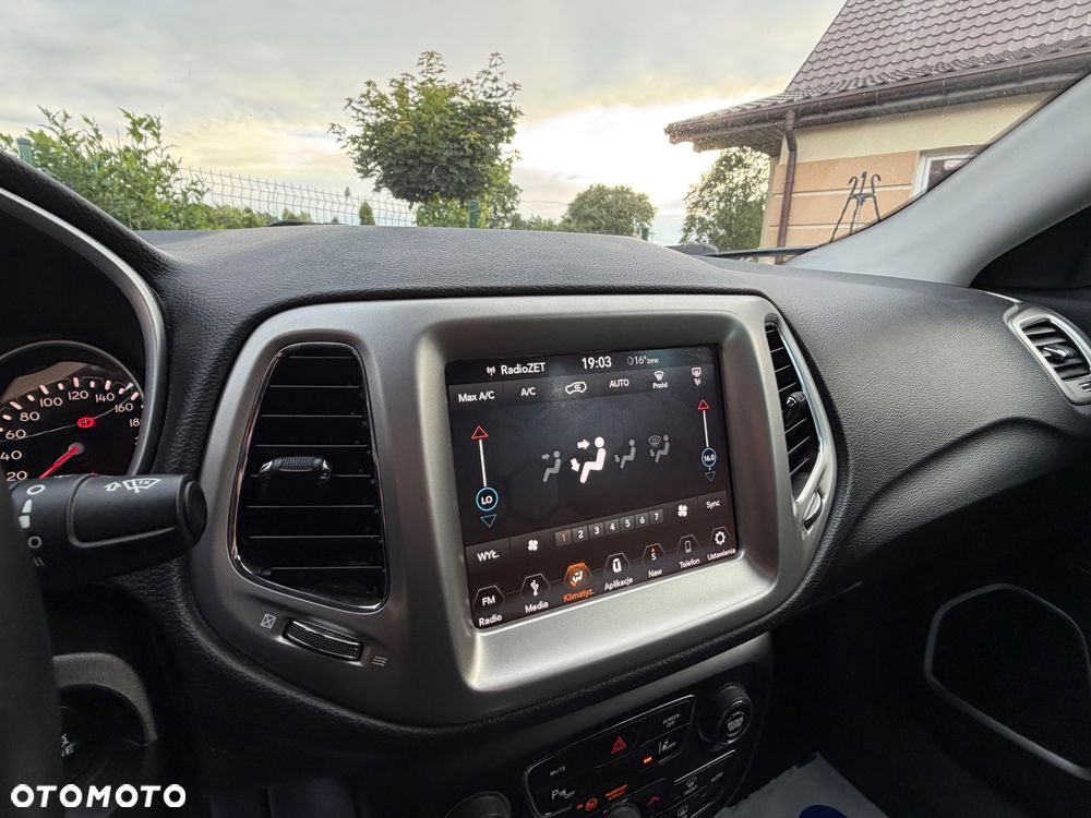 Jeep Compass 1.4 MultiAir Longitude - 36