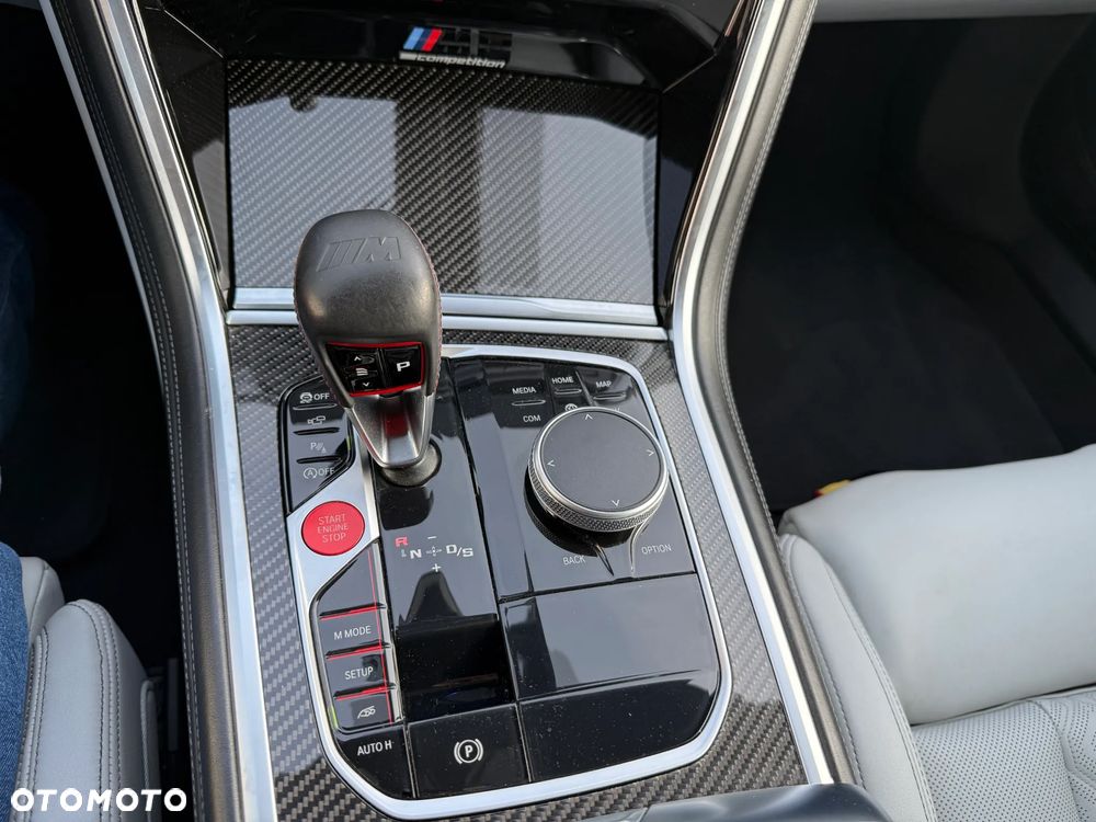 BMW M8 - 24