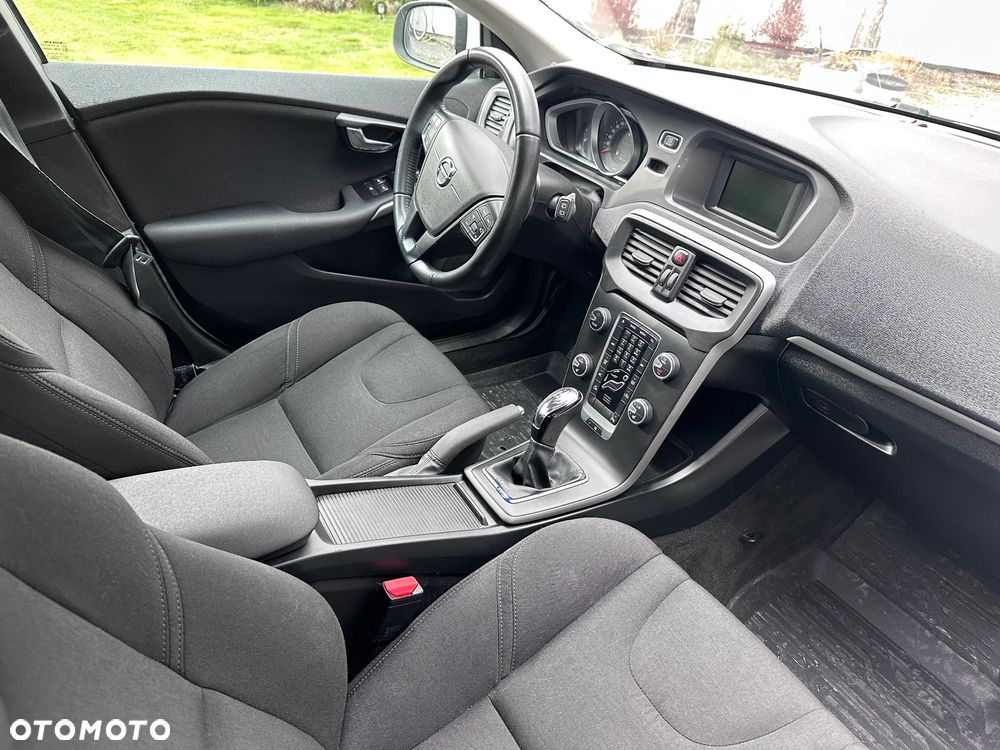 Volvo V40 D2 Kinetic - 18