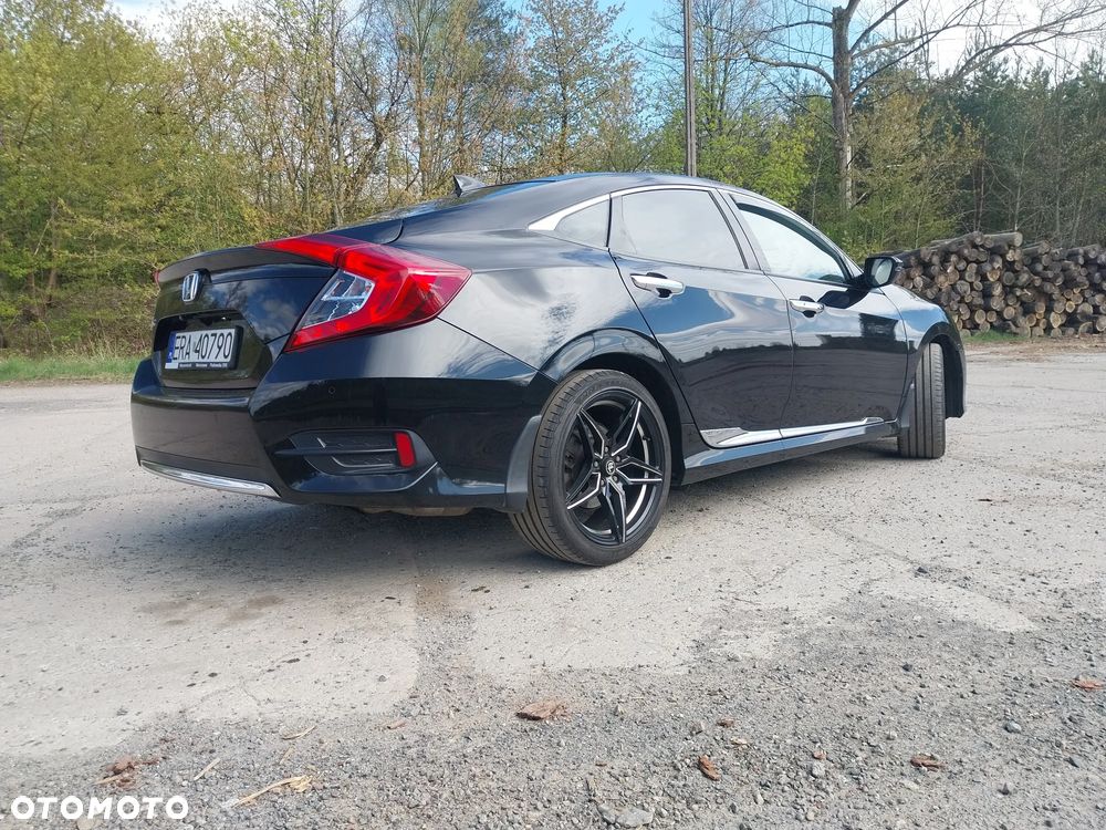 Honda Civic 1.5 T Elegance CVT - 13