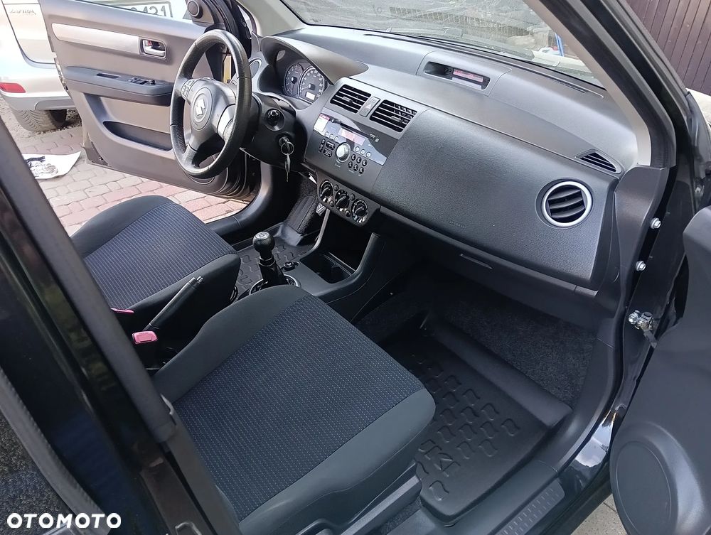 Suzuki Swift 1.3 Comfort - 16