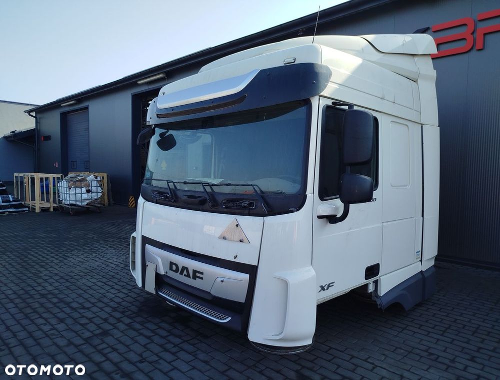 KABINA DAF XF 106 LIFT - 7