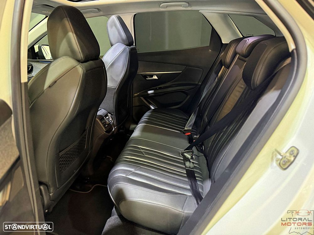 Peugeot 3008 1.2 PureTech GT Pack EAT8 - 18