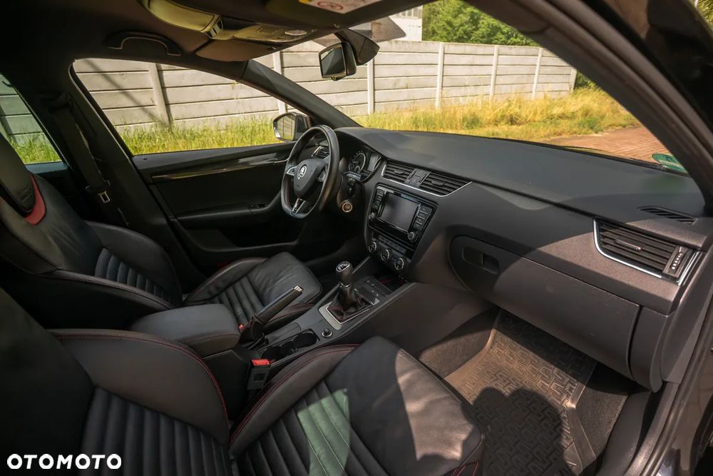 Skoda Octavia 2.0 TDI (Green tec) RS - 23
