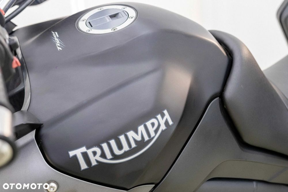 Triumph Tiger - 33