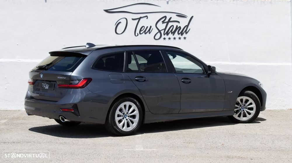 BMW 330 e Aut. Sport Line - 2
