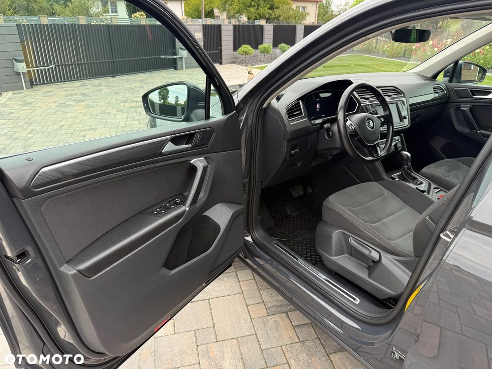 Volkswagen Tiguan 2.0 TDI SCR 4Motion (BlueMotion Techn.) DSG Comfortline - 24