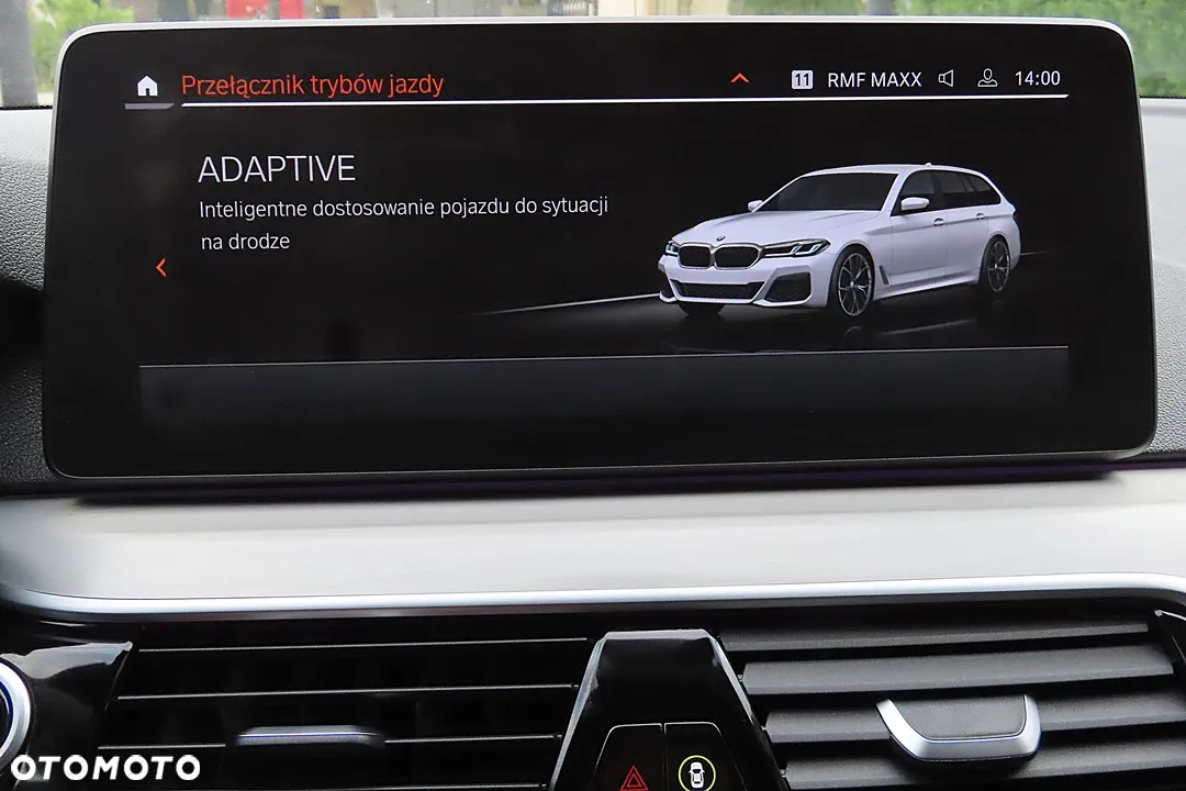BMW Seria 5 520d xDrive Touring M Sport Edition - 33