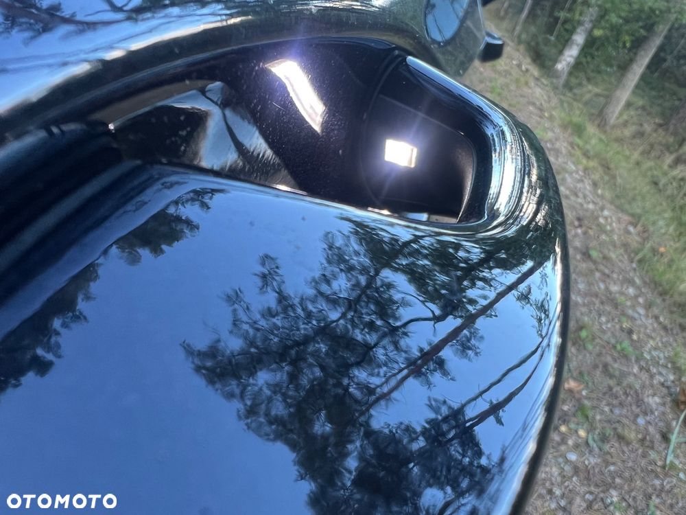 Volkswagen Golf - 10