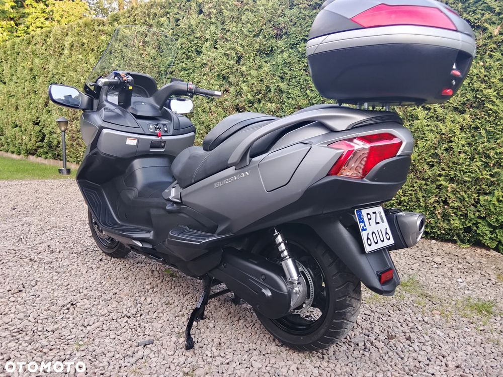 Suzuki Burgman - 14