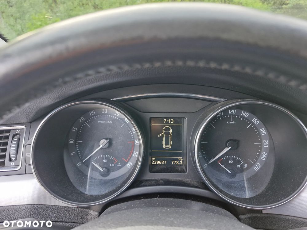 Skoda Superb 1.6 TDI Green tec Exclusive - 7