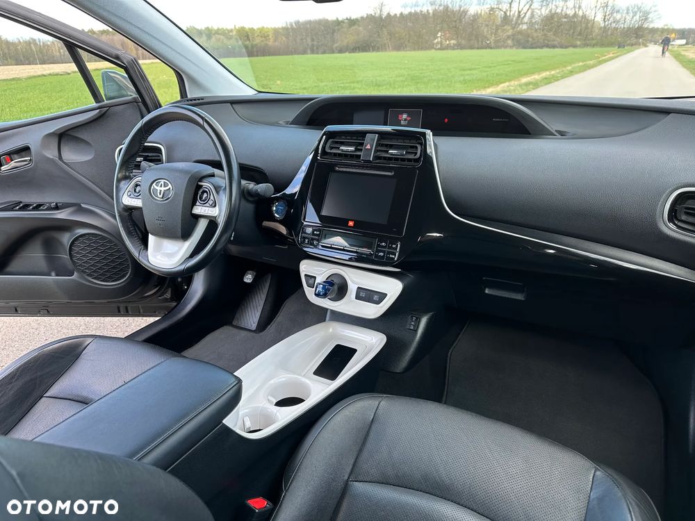 Toyota Prius 1.8 Hybrid Prestige - 20