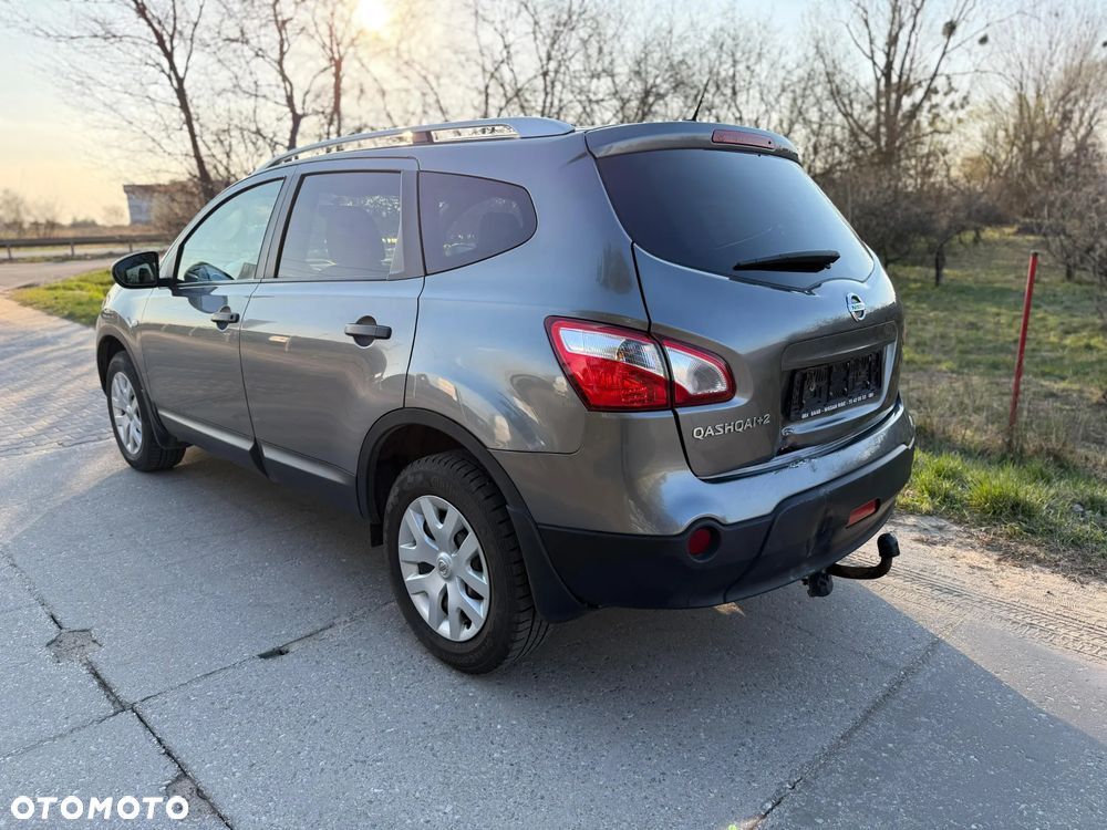 Nissan Qashqai+2 - 6