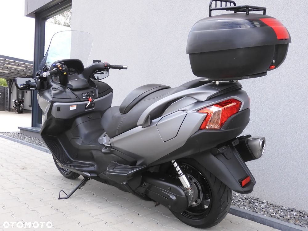 Suzuki Burgman - 28