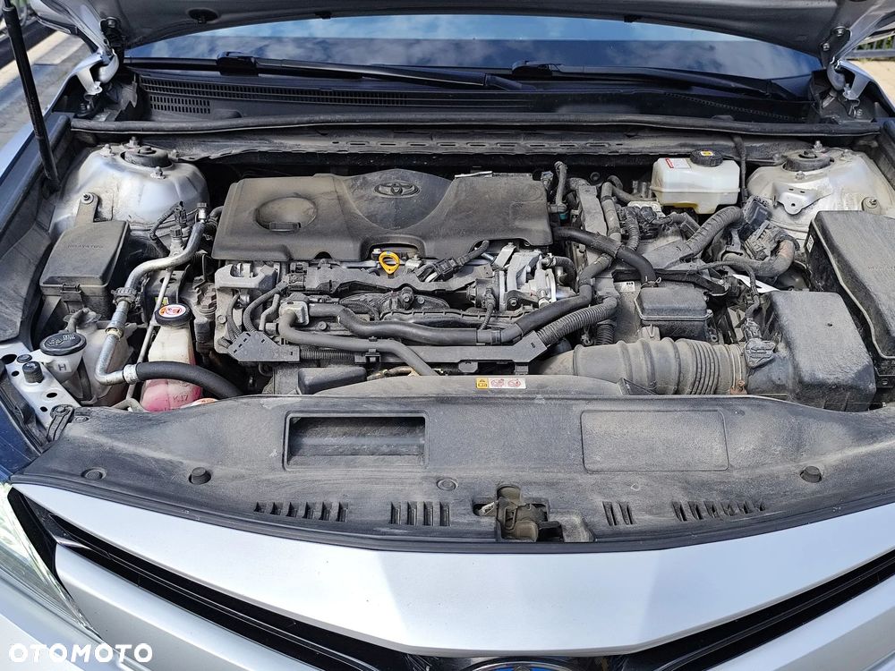 Toyota Camry 2.5 Hybrid Executive CVT - 34