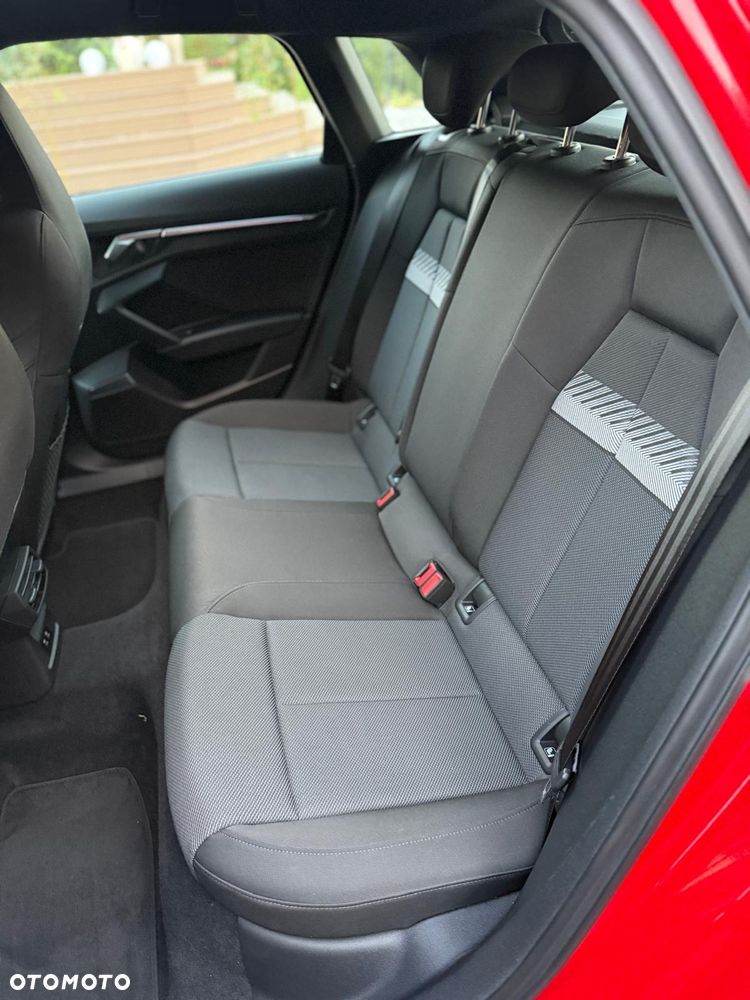Audi A3 Sportback - 12