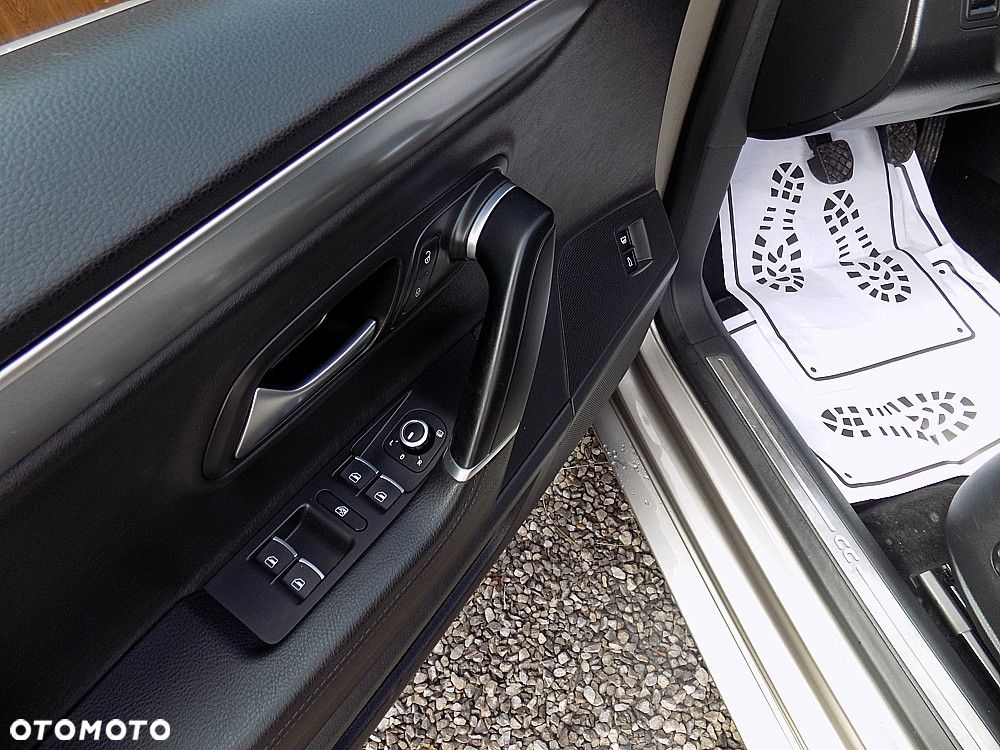 Volkswagen CC 1.4 TSI BlueMotion Technology - 9