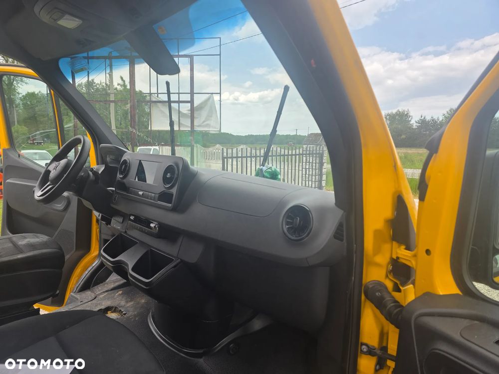 Mercedes-Benz SPRINTER - 9