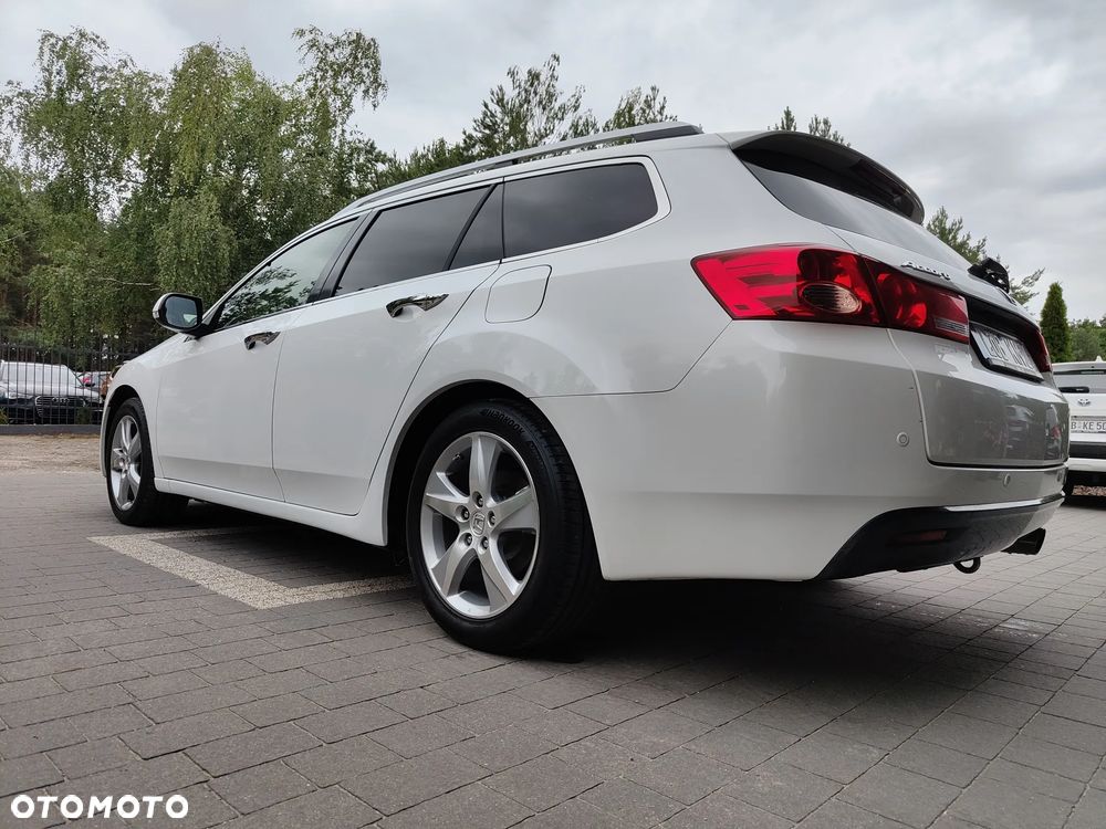 Honda Accord 2.0 Elegance - 27