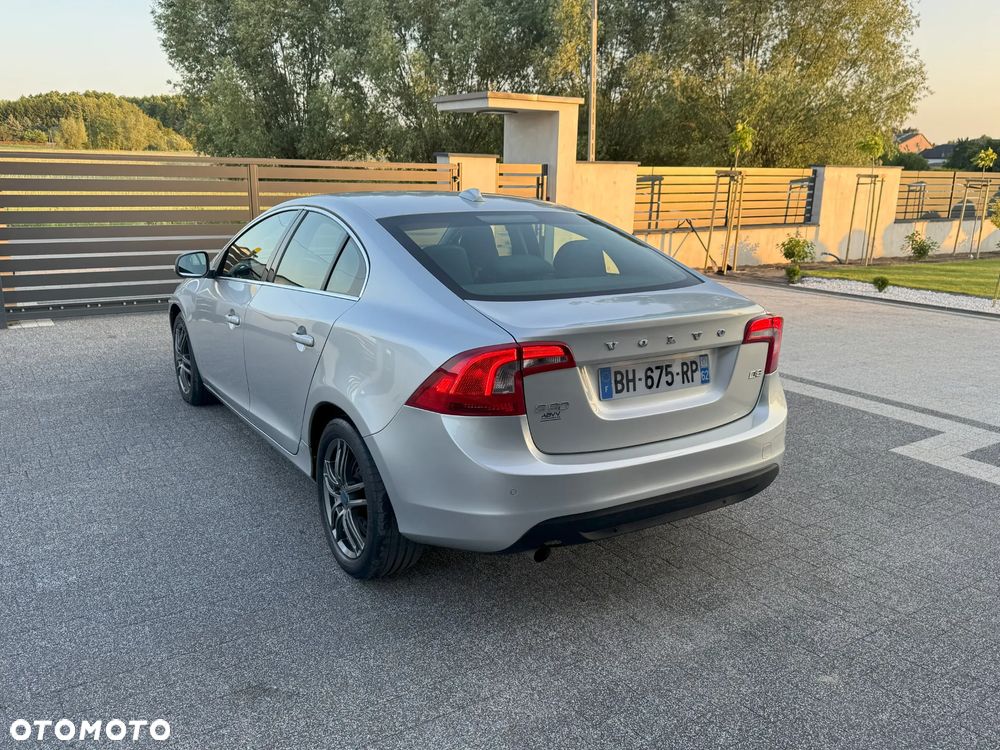 Volvo S60 D3 Geartronic Summum - 15