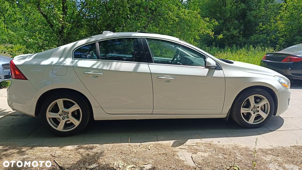 Volvo S60 2.5 T5 - 21
