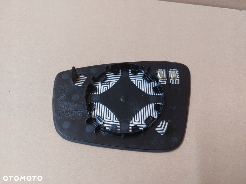 WKŁAD LUSTERKA PRAWY FABIA 14-21 RAPID TOLEDO 12-19 ORYGINAŁ 2128.34.374 212834374 - 2