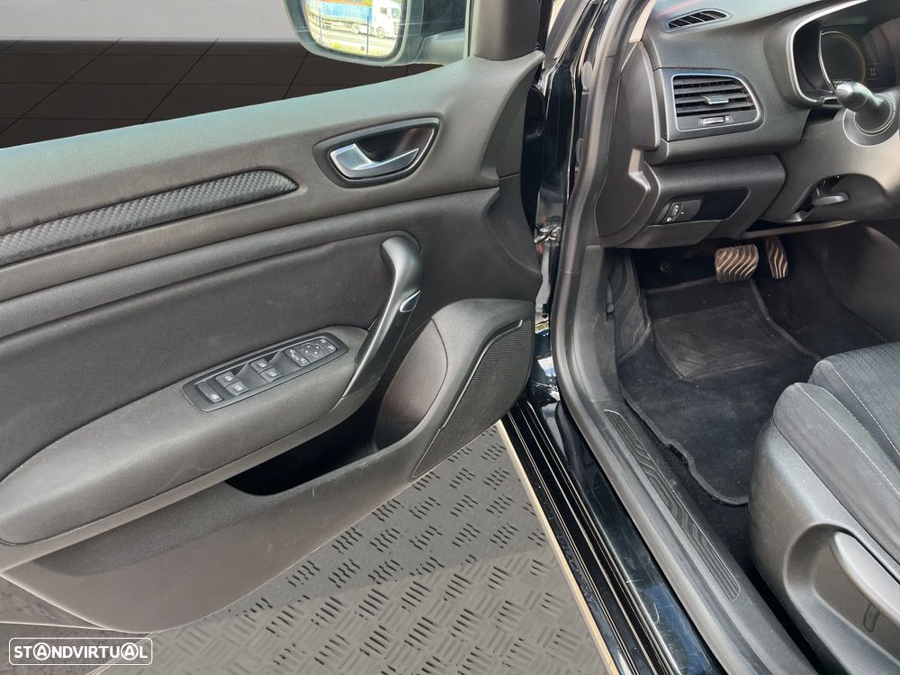 Renault Mégane - 21