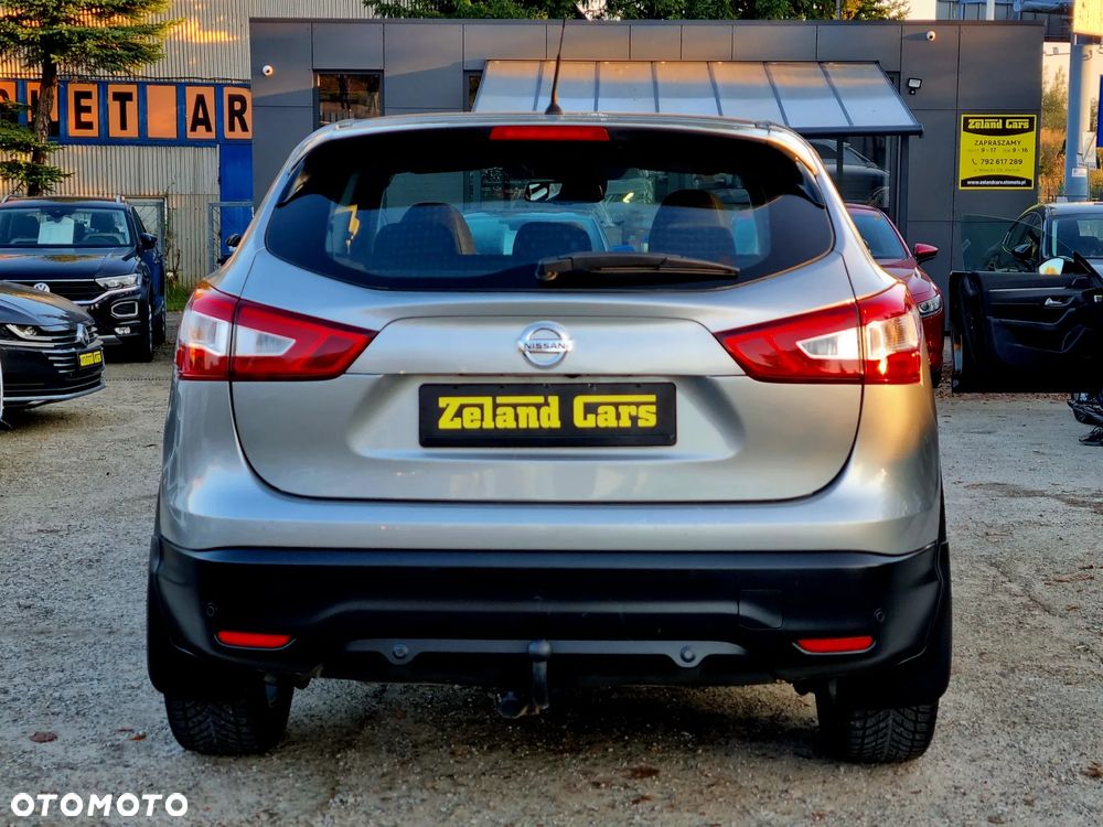 Nissan Qashqai 1.2 DIG-T N-Connecta Xtronic - 6