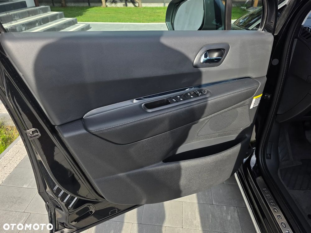 Peugeot 3008 155 THP Premium - 22