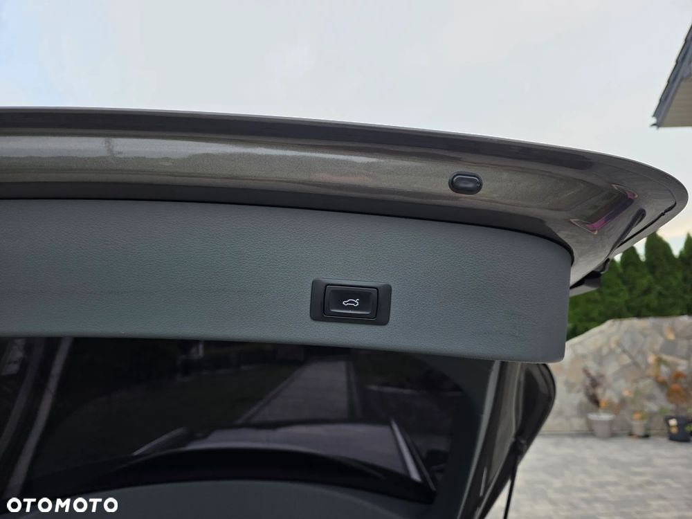 Audi A6 Avant 2.0 TDI DPF multitronic - 10