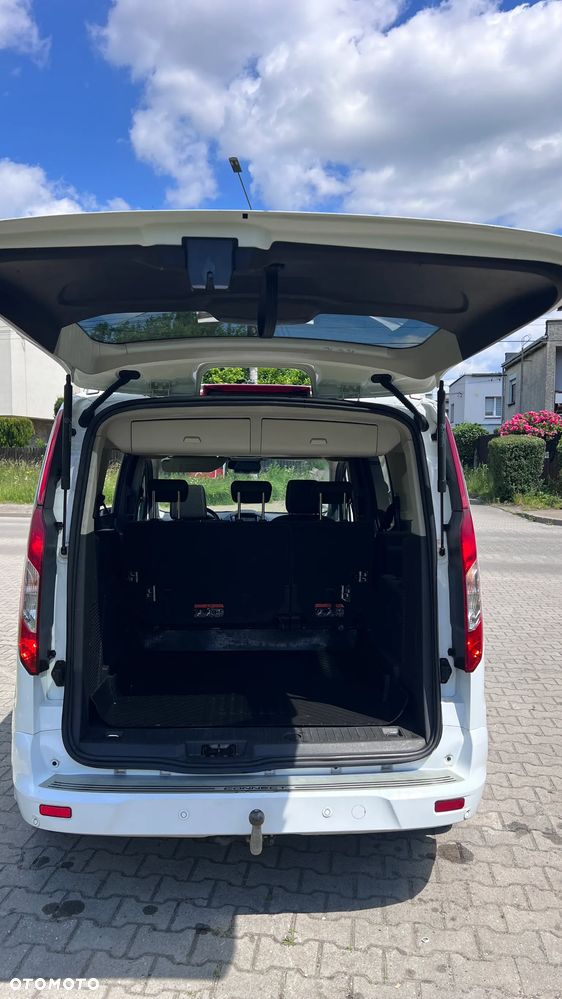 Ford Tourneo Connect Grand - 8