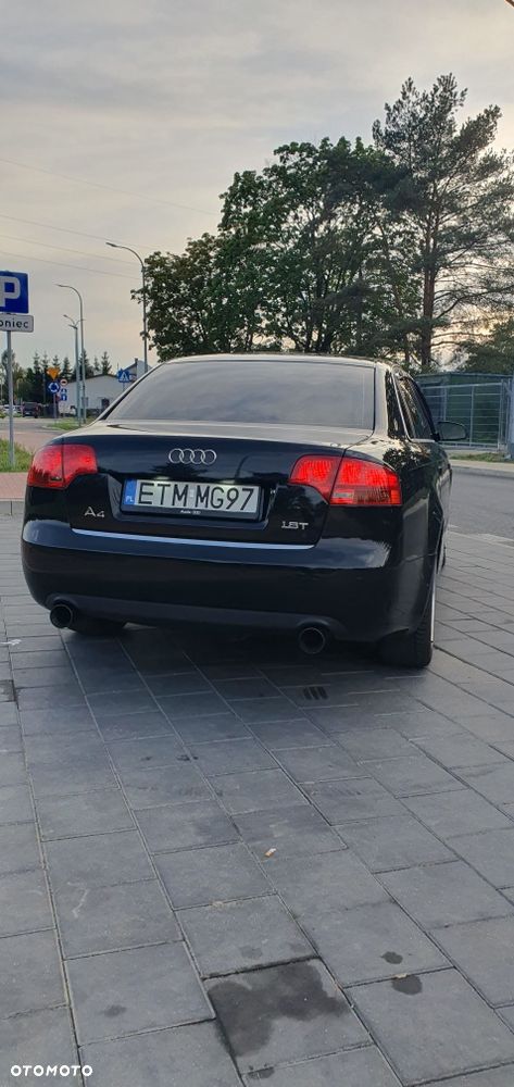 Audi A4 Limousine - 3