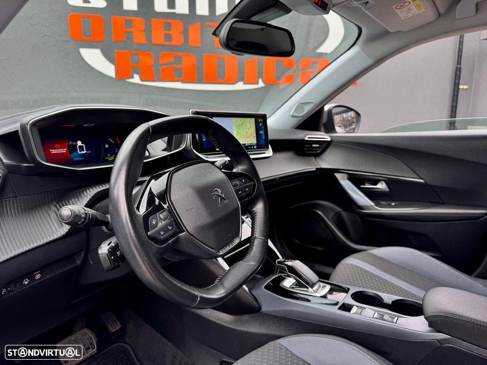 Peugeot e-2008 50 kWh Allure - 7