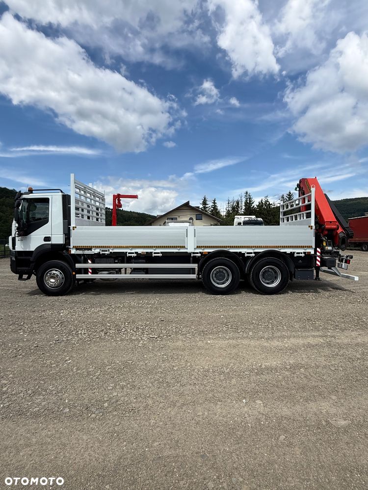 Iveco Trakker 410 6x4 SKRZYNIA 6.8m HDS PALFINGER 22002-eh / PILOT 5x wysów ROTATOR STAN IDEALNY - 13