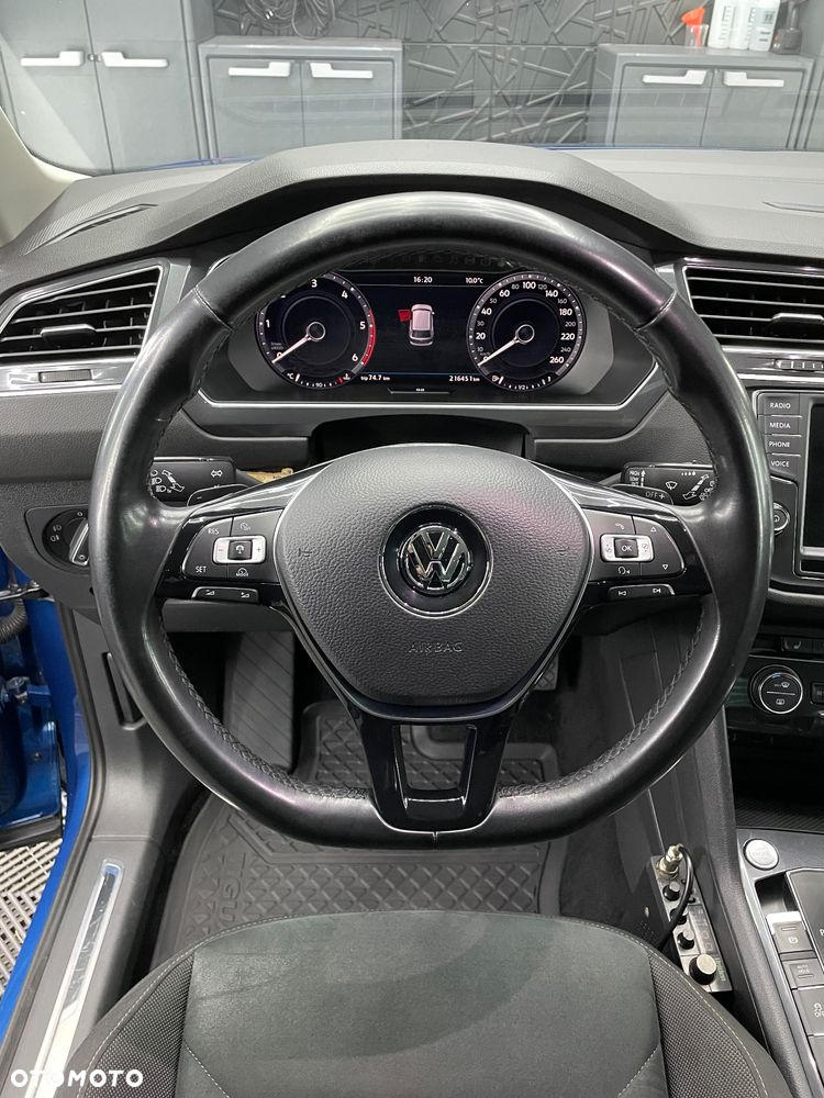 Volkswagen Tiguan - 4