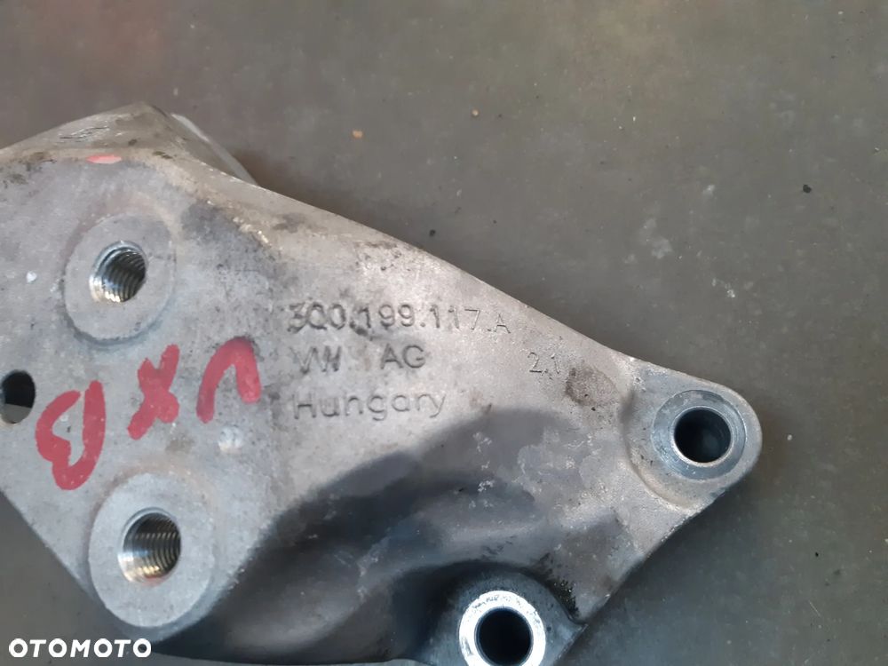 WSPORNIK ŁAPA MOCOWANIE SKRZYNI BIEGÓW VW VOLKSWAGEN 1,5 TSI 3Q0199117A - 3