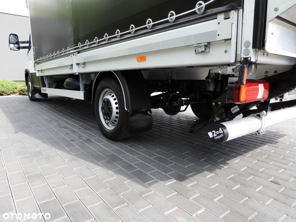 Iveco DAILY 35S18 PLANDEKA WINDA 8 PALET WEBASTO TEMPOMAT KLIMATYZACJA  180KM - 17