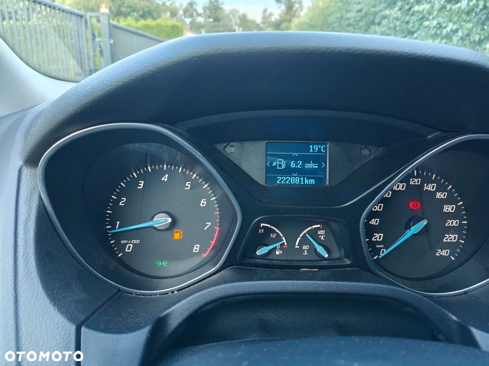 Ford Focus 1.6 Ambiente - 18