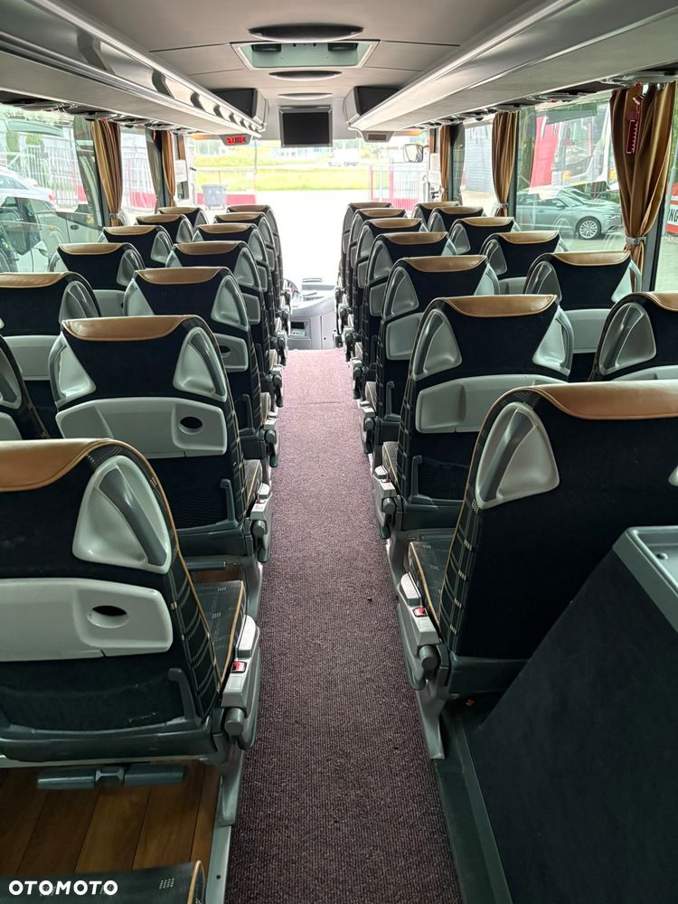 Mercedes-Benz Tourismo 17 ,14m 63 miejsca - 14